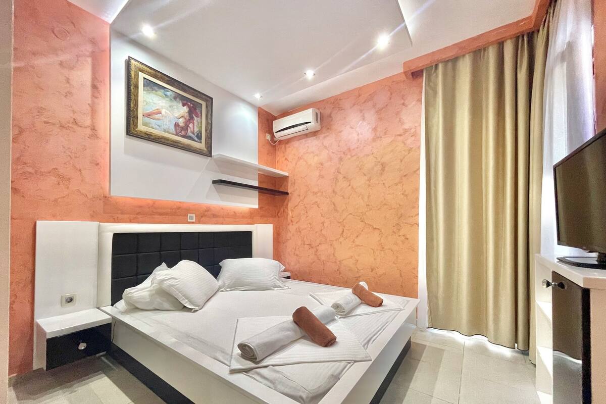 Standard Apartment, 1 Bedroom | Minibar, in-room safe, desk, soundproofing
