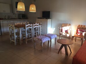 全景小屋, 2 間臥室, 山景 | 書桌、免費無線上網、床單