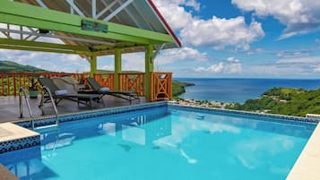 Outdoor pool, pool loungers