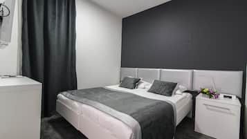 In-room safe, desk, iron/ironing board, free cots/infant beds