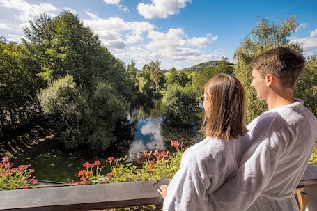 Comfort Double or Twin Room | Balcony view. Hotel zum Hirschen in Lam