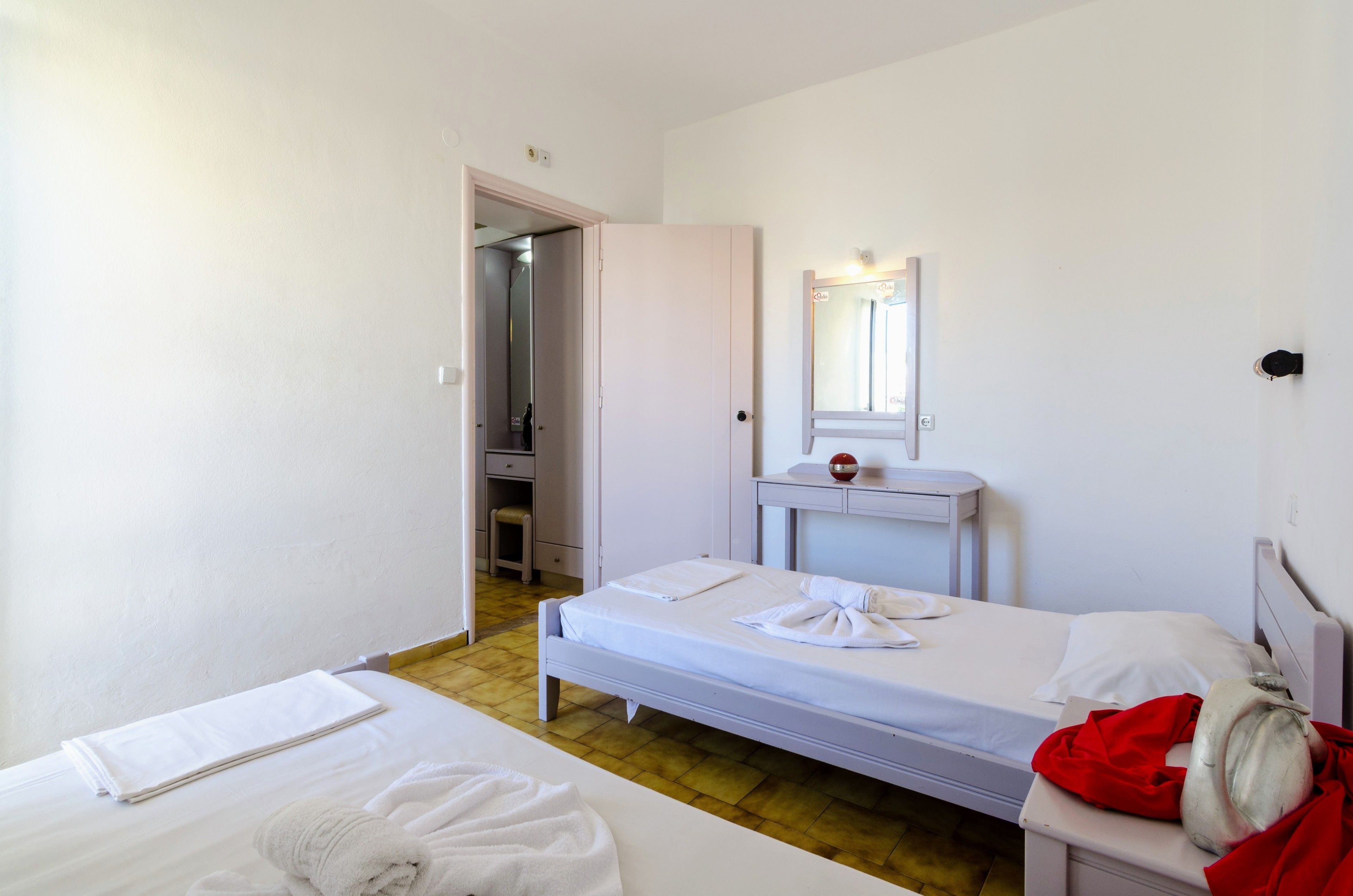 Leilighet, 1 soverom | Safe på rommet, barnesenger (inkludert) og wi-fi (mot et tillegg)