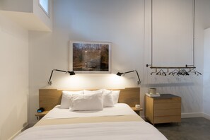 Suite, Accessible | 1 bedroom, premium bedding, in-room safe, desk - The 404 Hotel (Nashville)