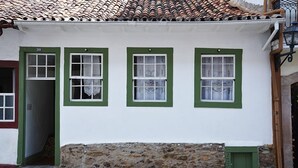 Front of property - Casa de Rosa - Hospedagem em Ouro Preto (Ouro Preto)