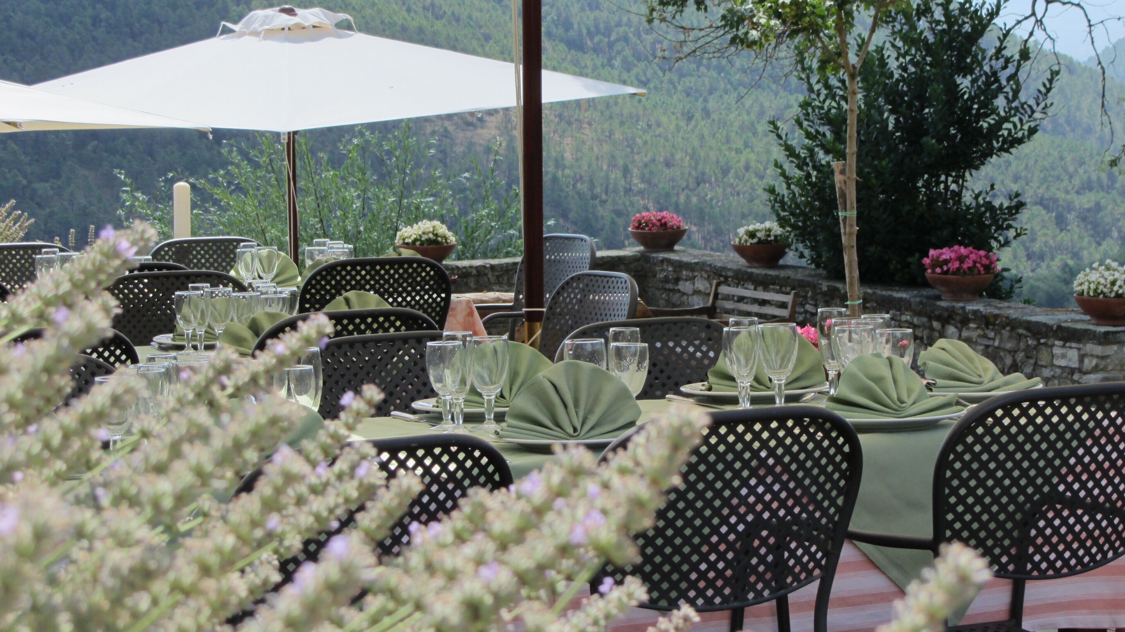 Lunch, dinner served; Italian cuisine, garden views 