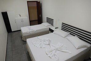 Triplo Casal | Minibar, bureau, espace de travail pour ordinateurs portables