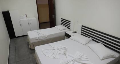Oft Neve's Hotel
