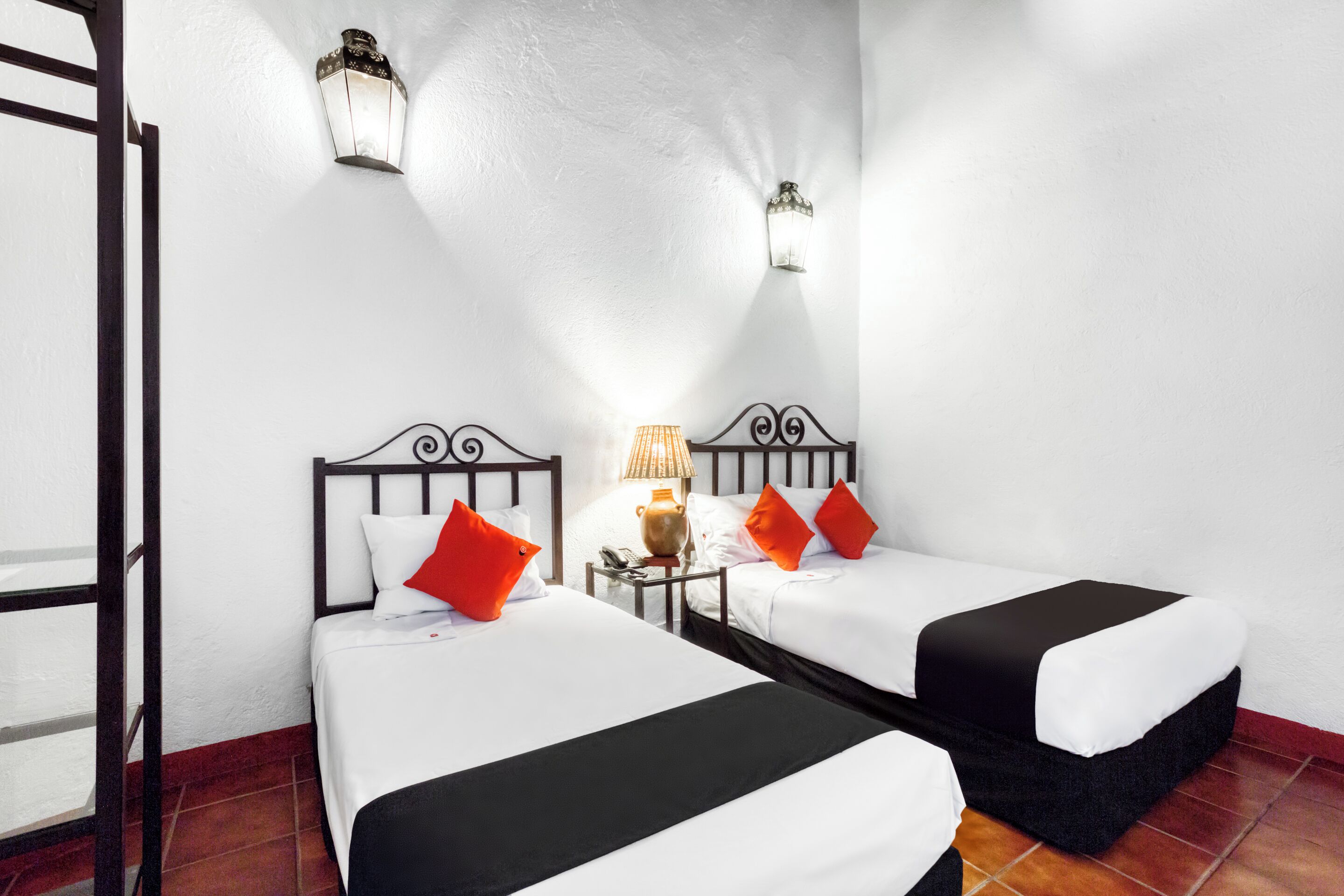 standard triple room | 1 bedroom, soundproofing, iron/ironing board, free wifi