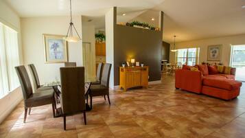 Villa, 3 Bedrooms, Patio (North Timucuan Trail Villa 1208) | Living room