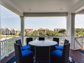 Ferienhaus, Mehrere Schlafzimmer | Balkon