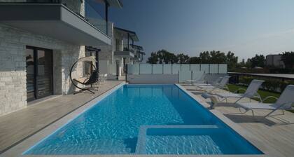 White Pearl Luxury Villas