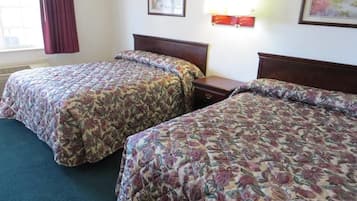 Standaard kamer, 2 queensize bedden | Een bureau, gratis wifi