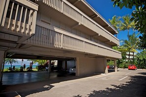Exterior - Pohailani #201 Studio Bedroom Condo by RedAwning (Lahaina)
