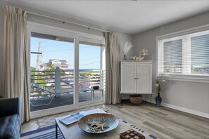 1 chambre, décoration personnalisée, ameublement personnalisé