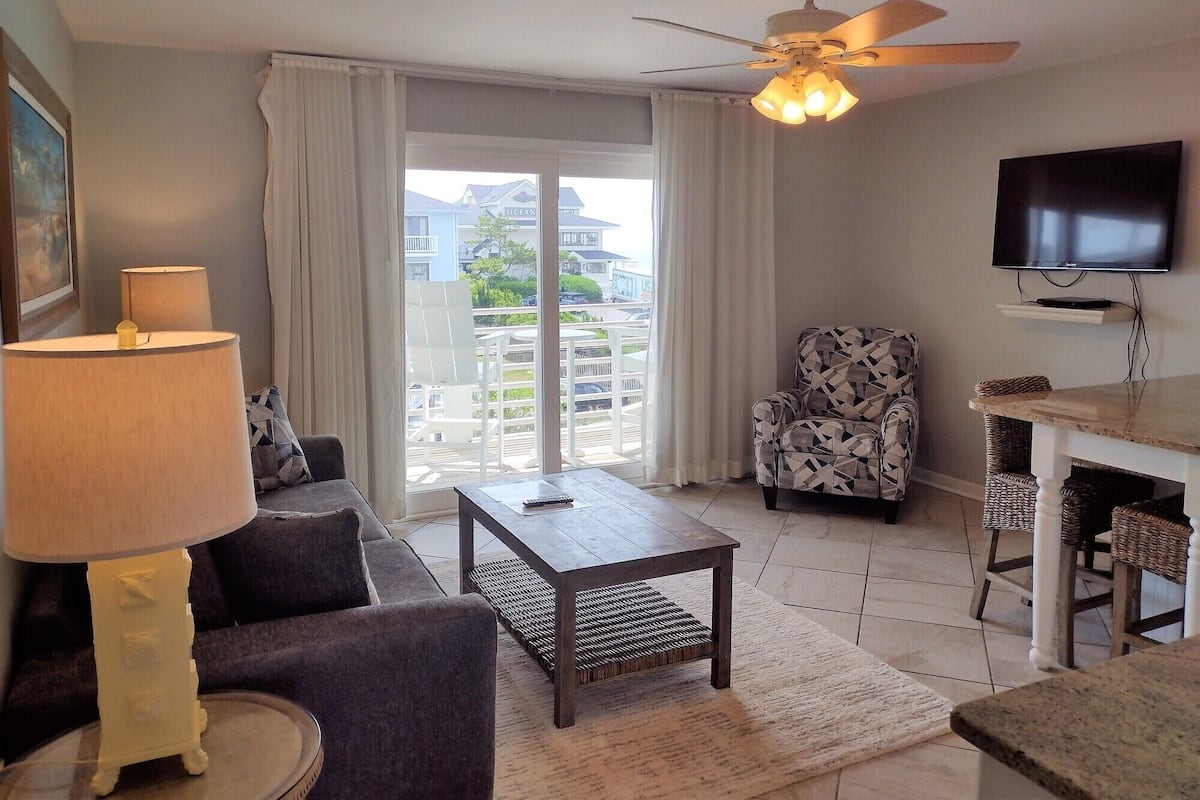 Suite Exclusive, 1 très grand lit et 1 canapé-lit, cuisine, vue océan | 1 chambre, décoration personnalisée, ameublement personnalisé