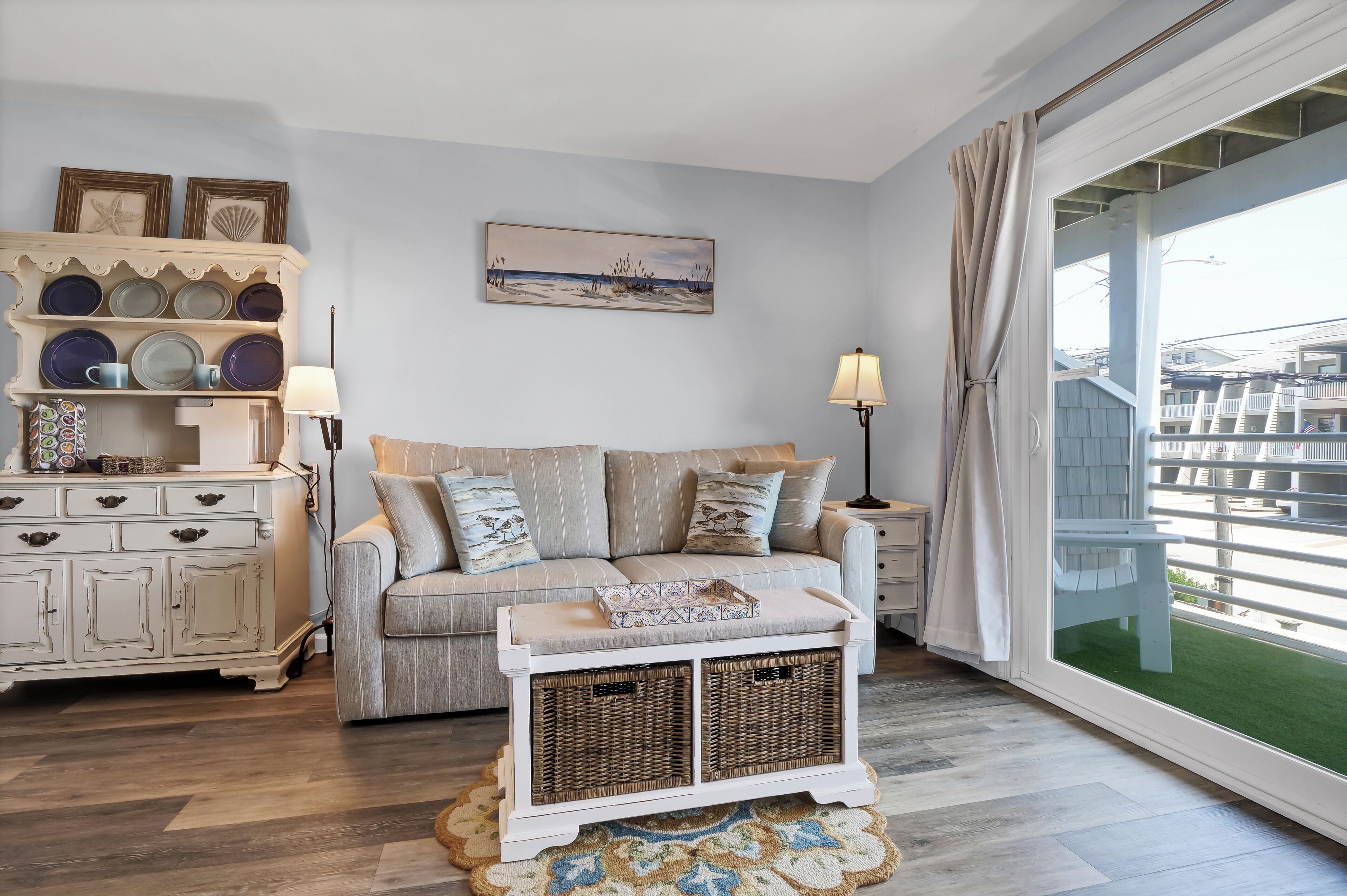 Exclusive Suite, 1 King Bed with Sofa bed, Kitchen, Ocean View | Living area | Flat-screen TV