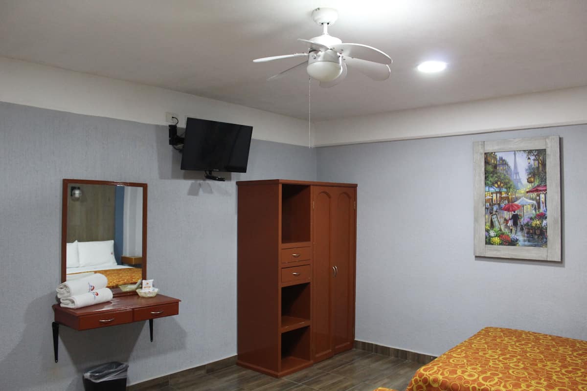 Executive Room, 2 Double Beds | Free WiFi, bed sheets