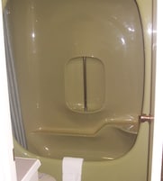 Bañera con ducha, toallas