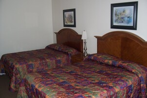 Standaard kamer, roken | Een bureau, gratis wifi, beddengoed