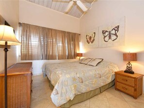 Condo, 2 Bedrooms, Patio, Ocean View (Hale Kai #219)
