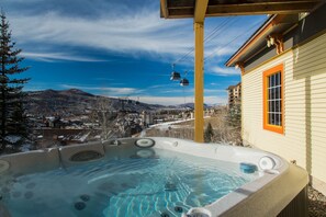 High Noon Suite (1 Queen Bed) | Front of property