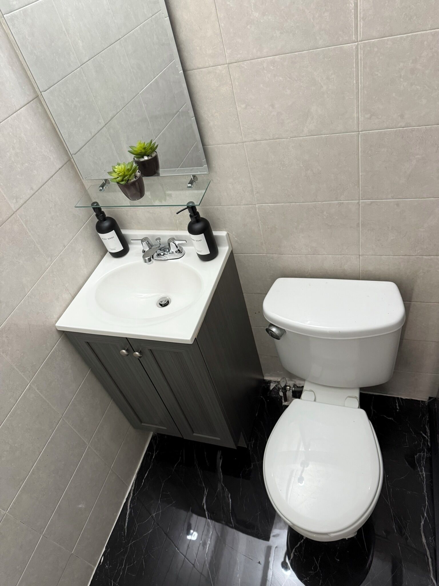 Family Room | Free WiFi