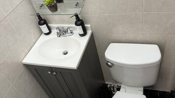 Family Room | Free WiFi