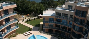 Aquamarine Aparthotel