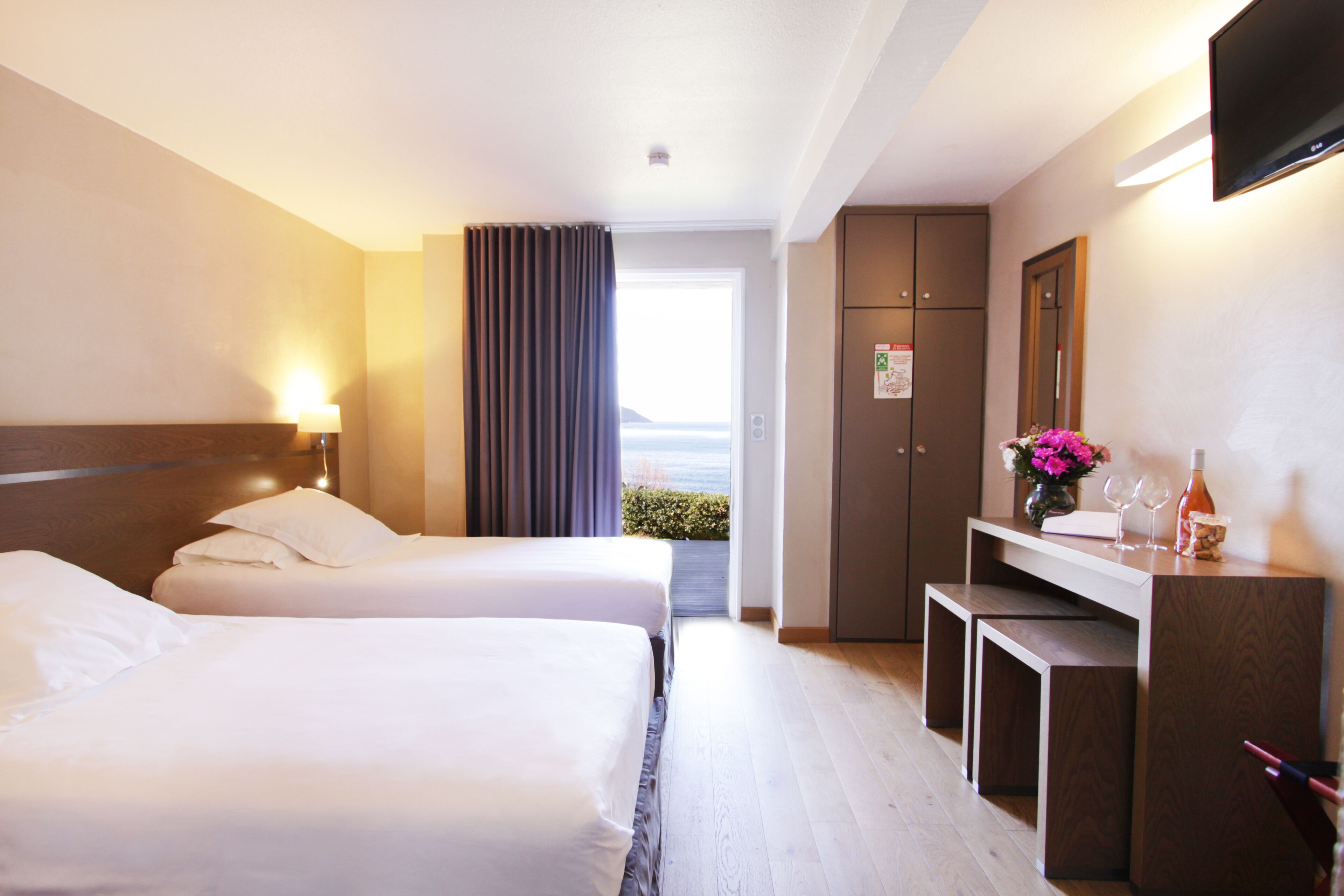 double or twin room | bed sheets