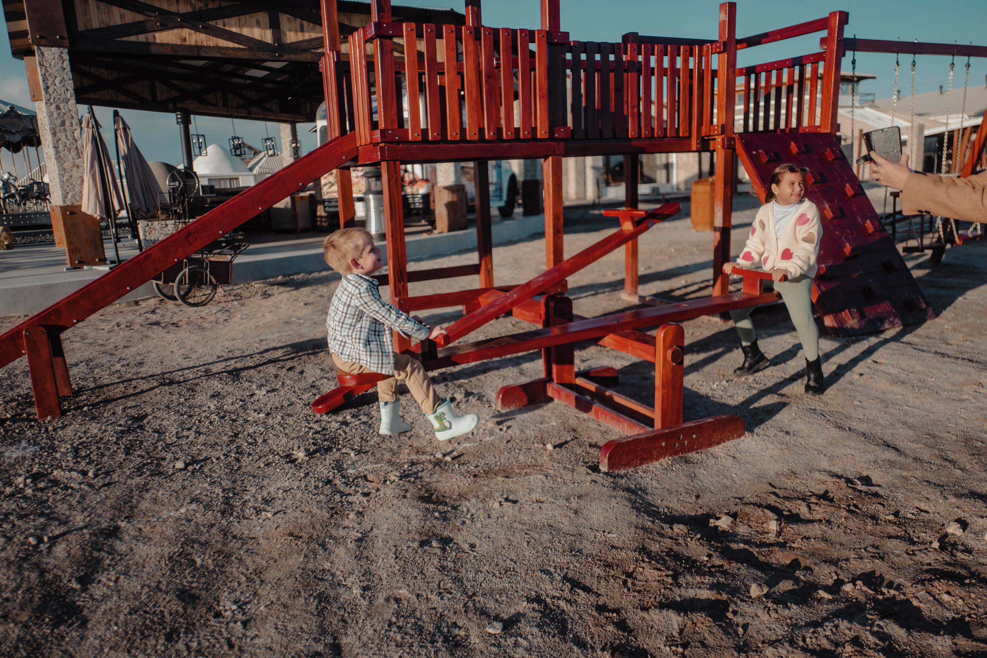 children’s play area – outdoor