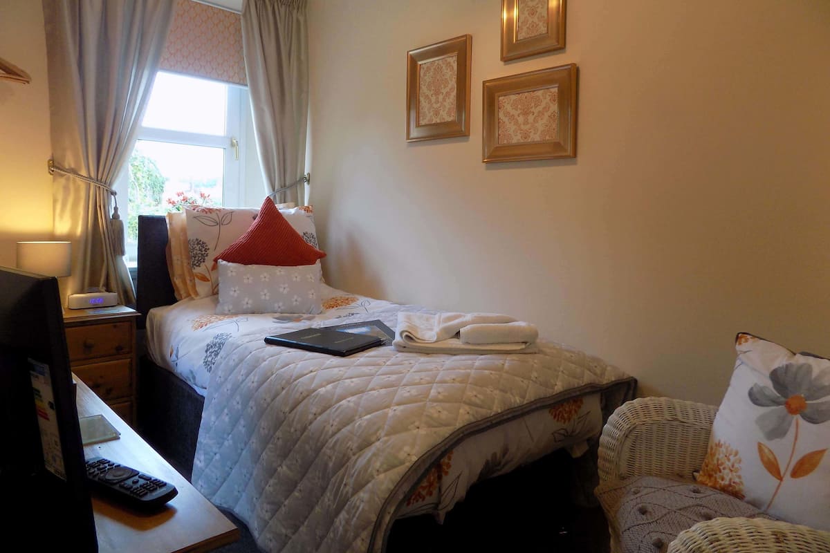 Wifi gratis y ropa de cama
