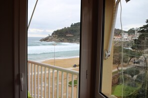Comfort Double Room | View from room - Hostal LA Fosca (Palamós)