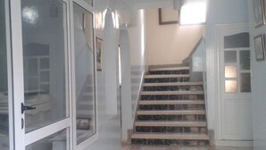 منوع