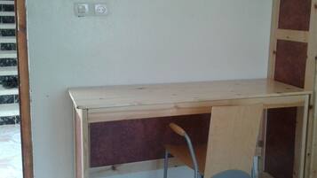 Habitació doble o amb dos llits individuals, bany privat