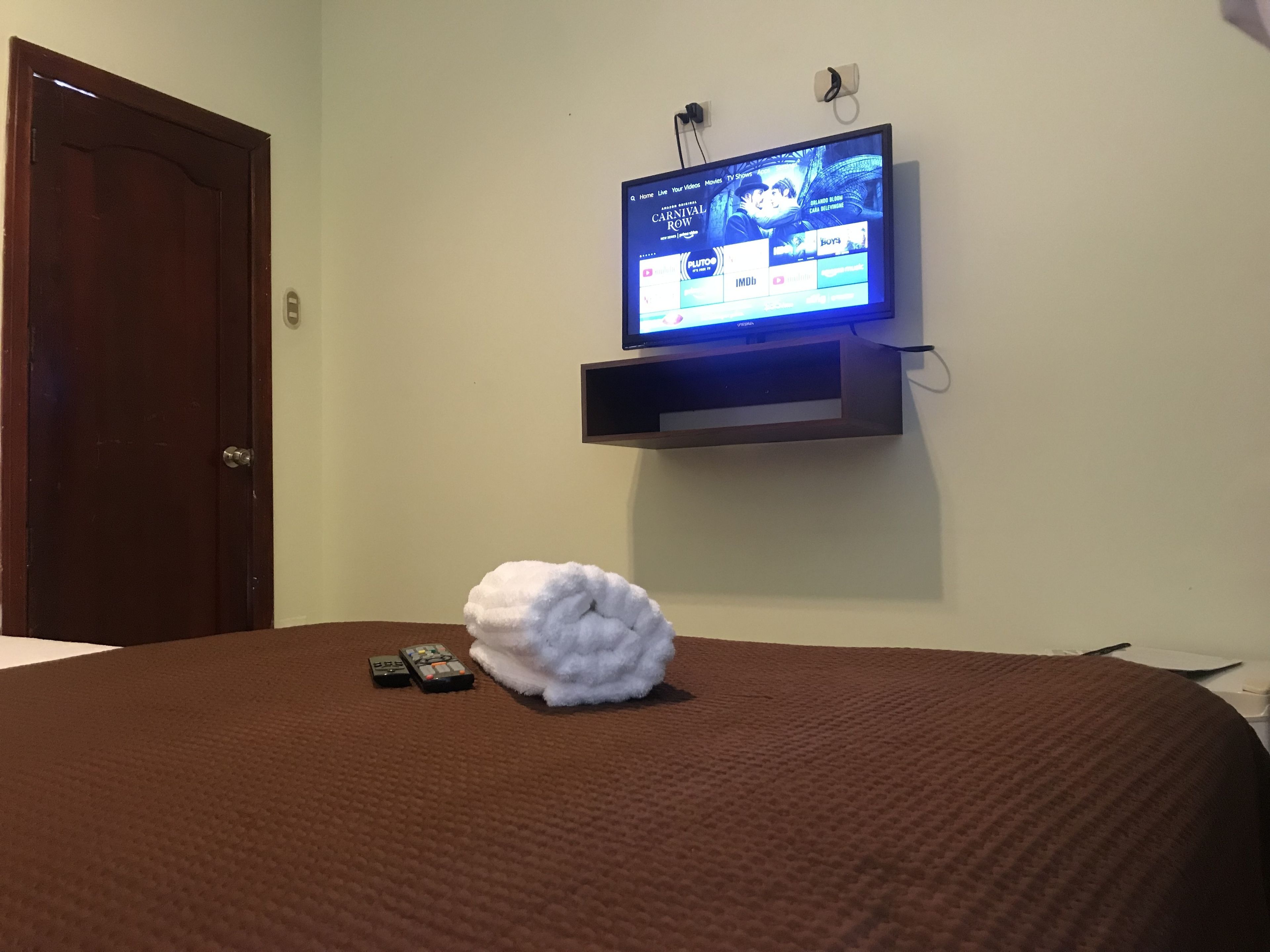 business room, 1 double bed, city view, tower | 1 bedroom, minibar, in-room safe, desk