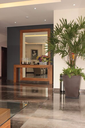 Lobby - Eco Hotel Guadalajara Expo (Guadalajara)