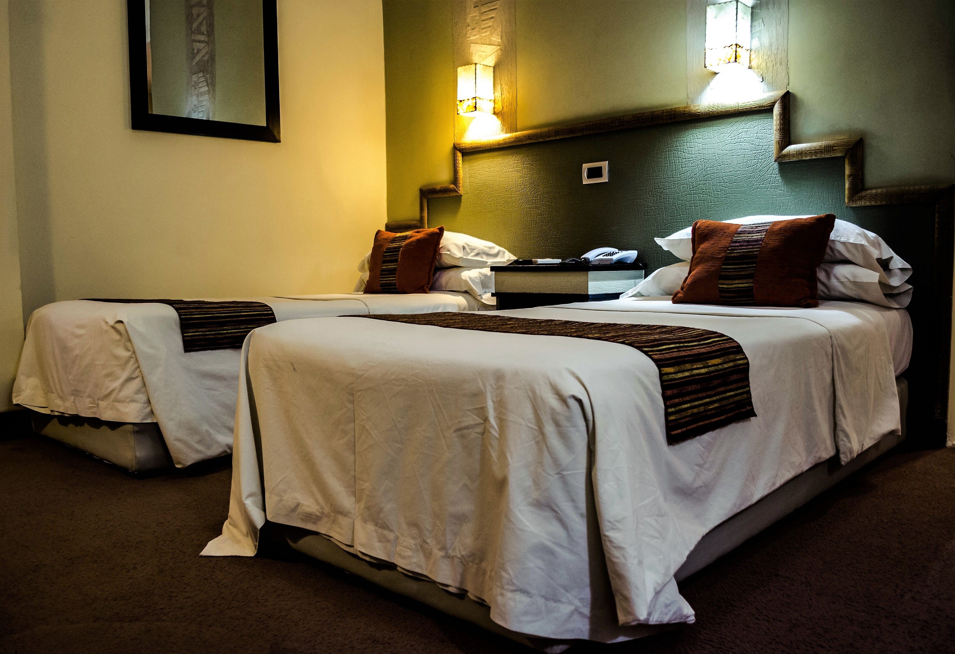 standard twin room | minibar, in-room safe, desk, iron/ironing board