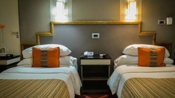 Minibar, in-room safe, desk, iron/ironing board