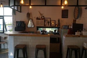 Free daily continental breakfast - Grim Garden Guest House (Yeosu)