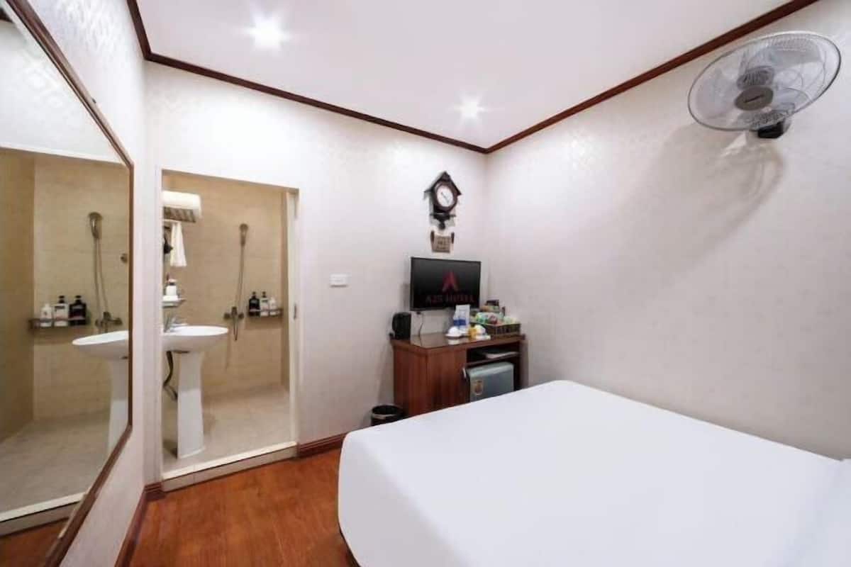 Frigobar, cofres nos quartos, cortinas blackout