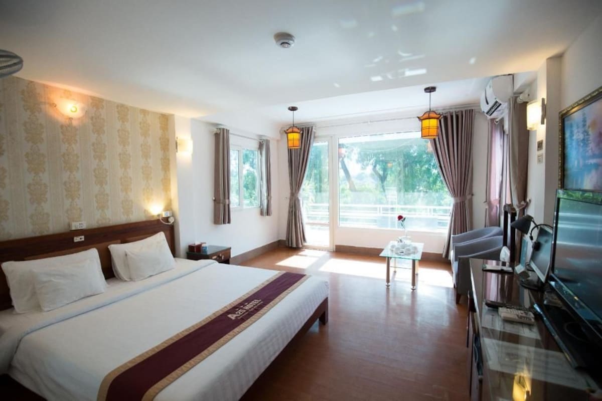 Minibar, két bảo mật tại phòng, màn/rèm cản sáng