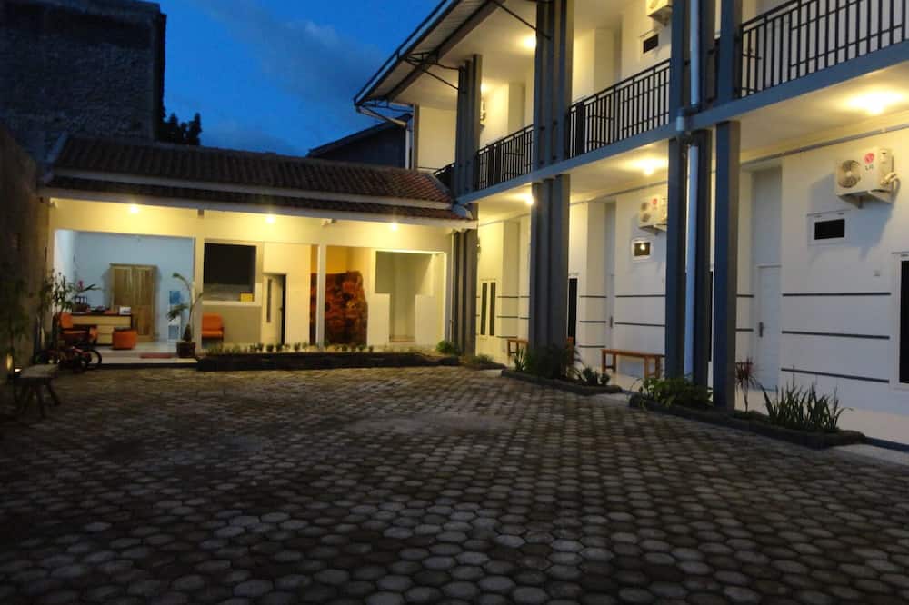 Pendowo Huis Guest House
