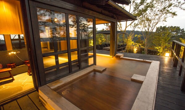 Kagetsu, 1 Japanese futon available | Bathroom | Separate tub and shower, spring water tub, free toiletries, hair dryer