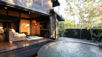 Yumemi, 1 Japanese futon available | Bathroom | Separate tub and shower, spring water tub, free toiletries, hair dryer