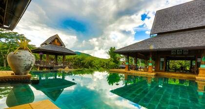 Howie's Homestay