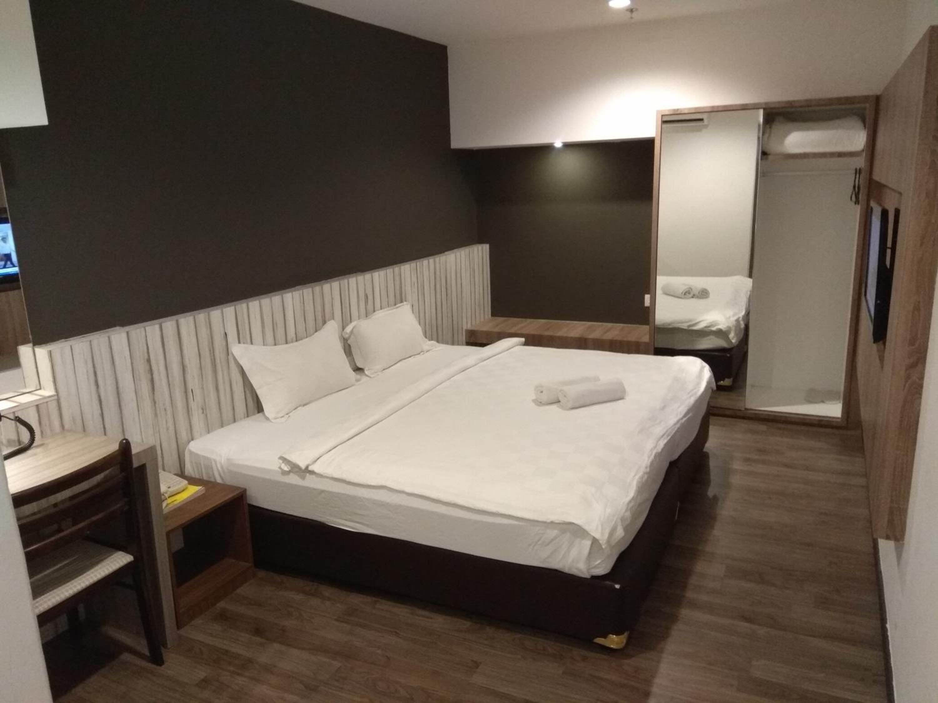 in-room safe, desk, soundproofing, iron/ironing board