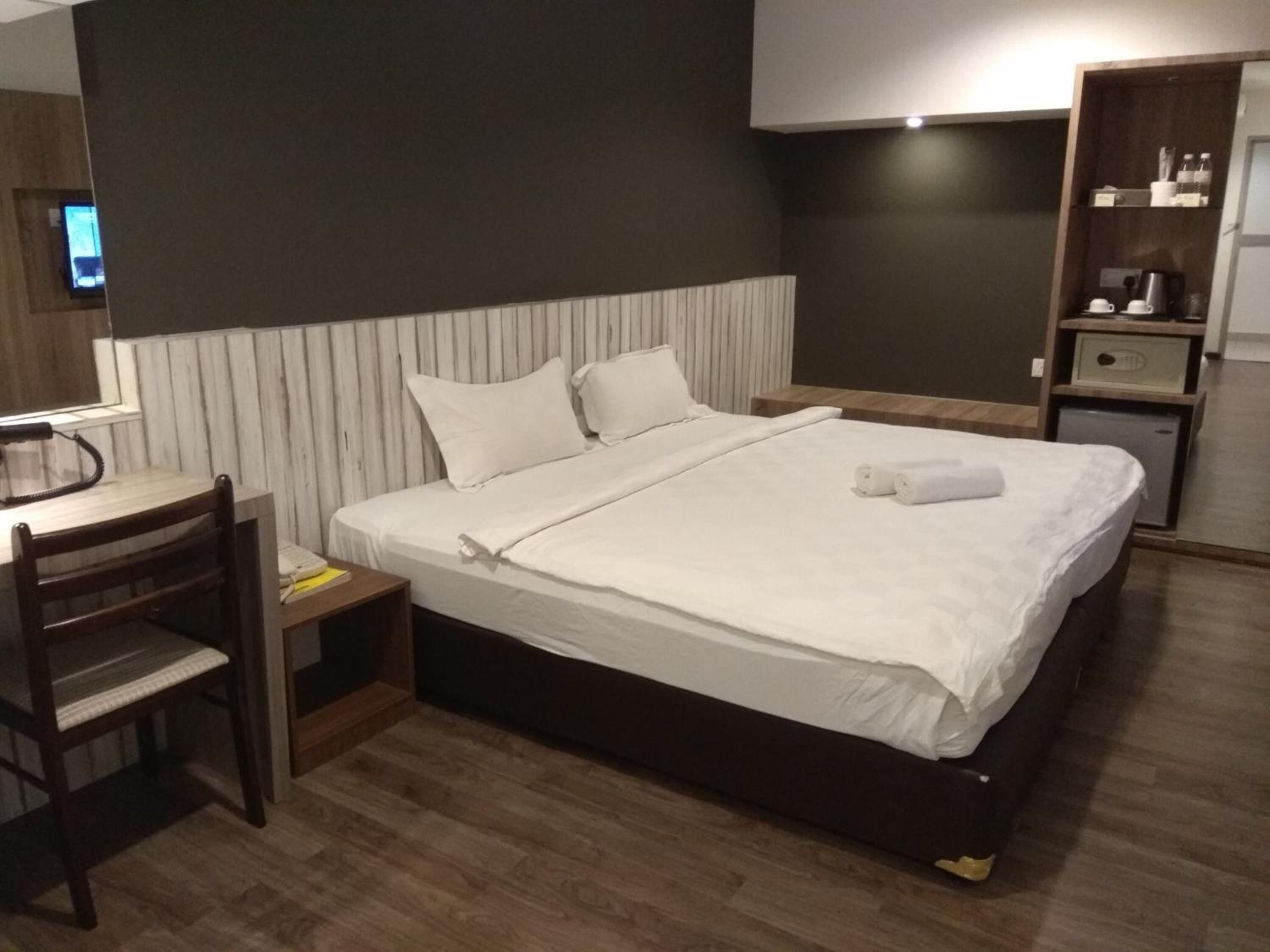 in-room safe, desk, soundproofing, iron/ironing board