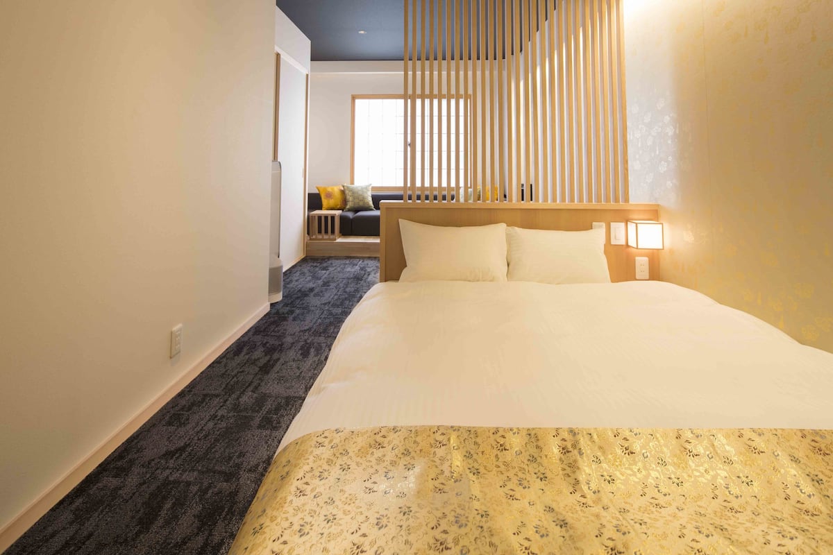 Junior Suite | Premium bedding, down duvets, in-room safe, desk