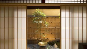 Courtyard - Resi Stay Gion Shijo (Kyoto)