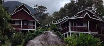 Marina Bay Resort & Restaurant Tioman